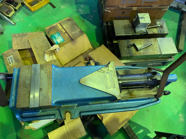 222002 マシンバイス ナベヤ  LTH3P-150の写真1