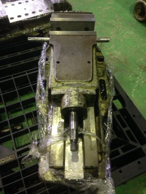 222025 油圧マシンバイス 武田機械  TK-150HVSの写真3