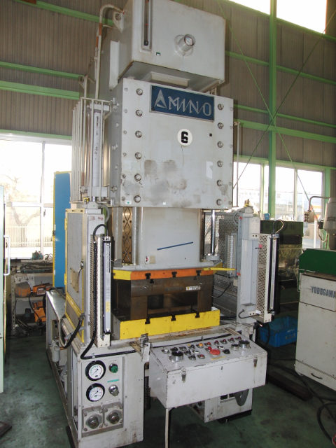222331 油圧プレス アミノ 1981 PVO-50Kの写真1