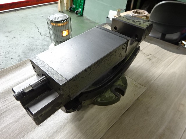 222373 傾斜油圧バイス 武田機械  TK-100HVI-Gの写真4