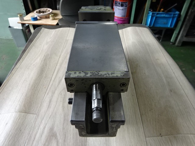 222373 傾斜油圧バイス 武田機械  TK-100HVI-Gの写真5