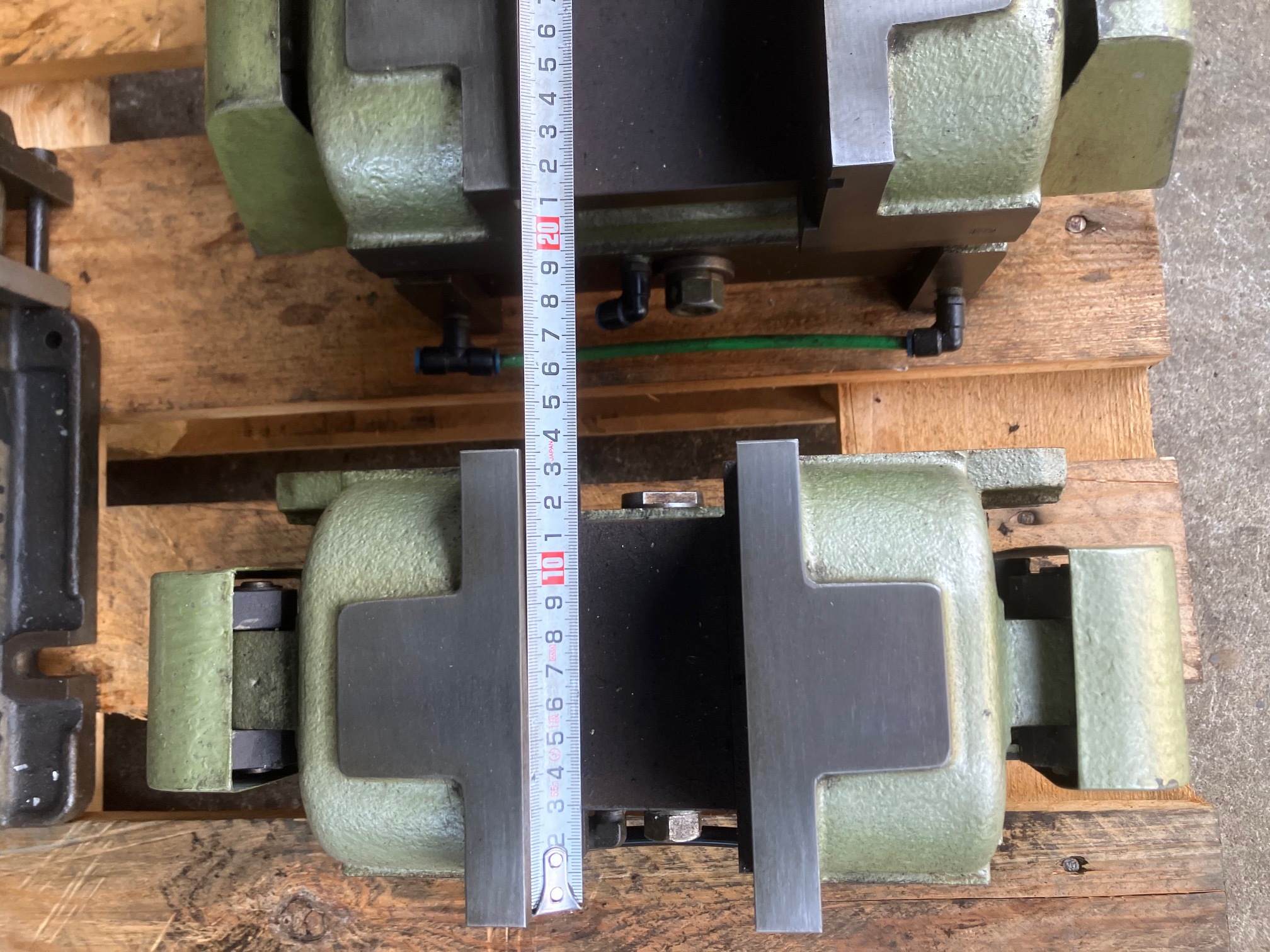 222384 エアー両締めセンターバイス 共立  KAW135の写真3