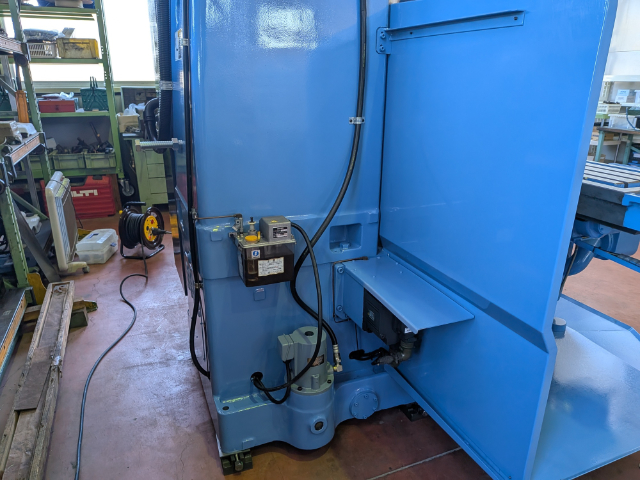 222436 NC立フライス盤 大阪機工 2006 らくらくミル RRM-3Vの写真2