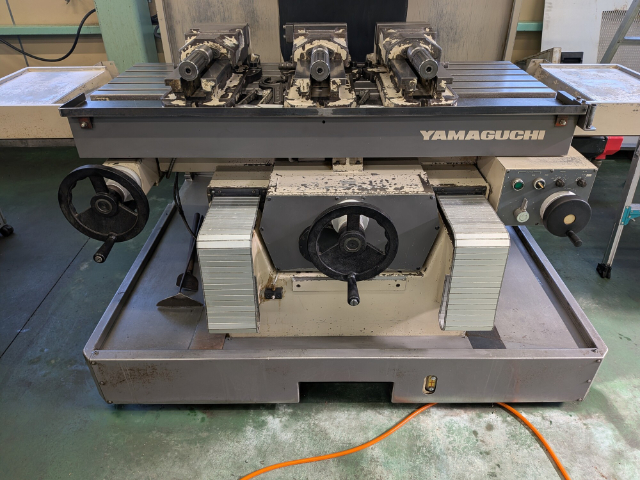 222437 NC立フライス盤 山口鉄工所 1997 YMV-45NFの写真5