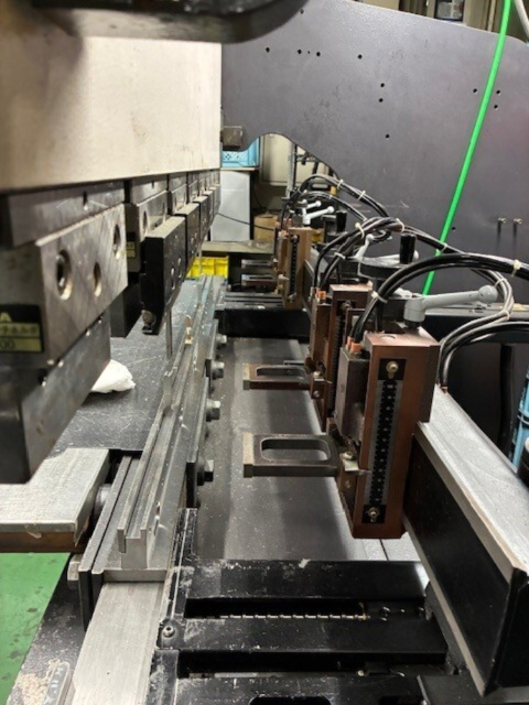 222446 油圧プレスブレーキ ワシノ機械 2002 HB-5020Eの写真2