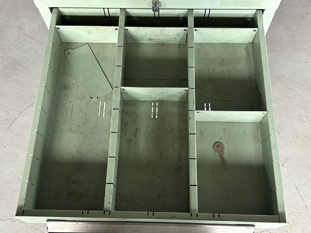 223207 ツールキャビネット   の写真06